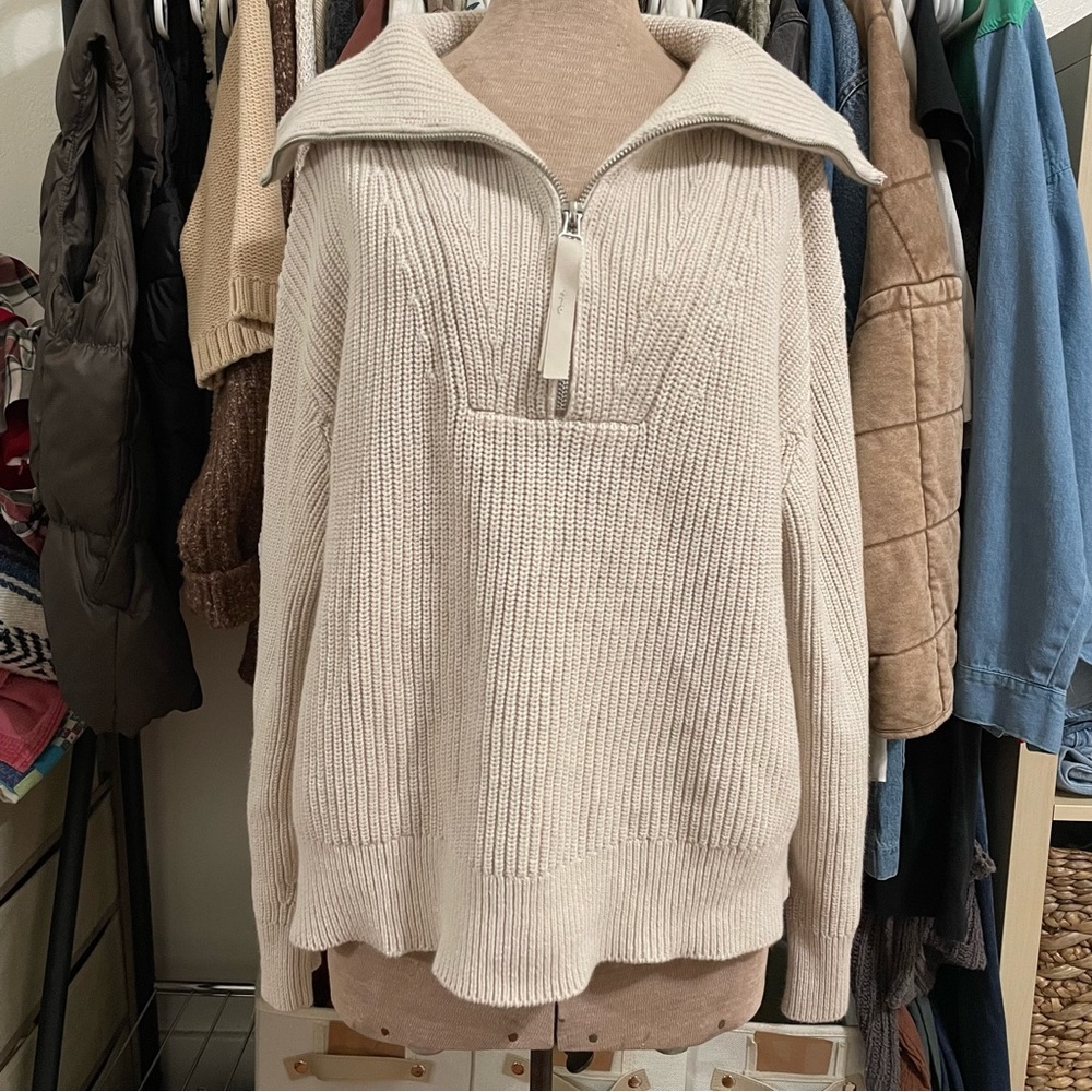 Lou and Grey 3/4 zip pullover. Size XL.